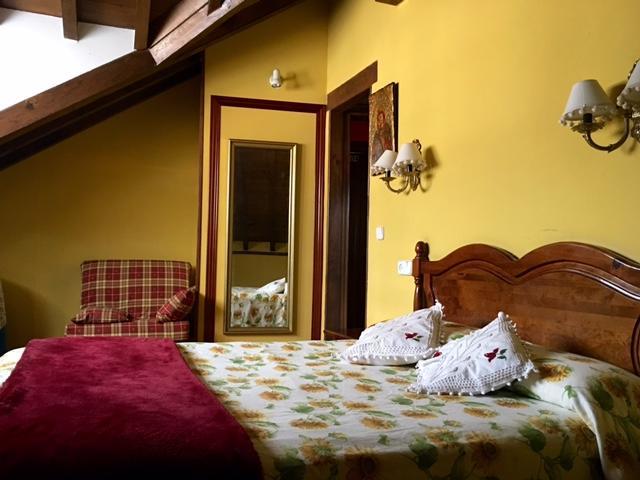 Posada La Casona De Ucieda Kültér fotó